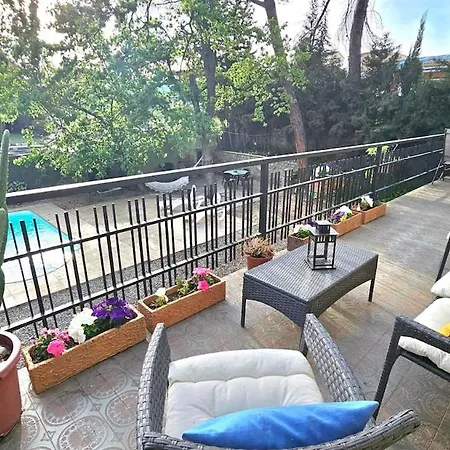 The Avis Forest, Swimming Pool And Great Countryside Setting *